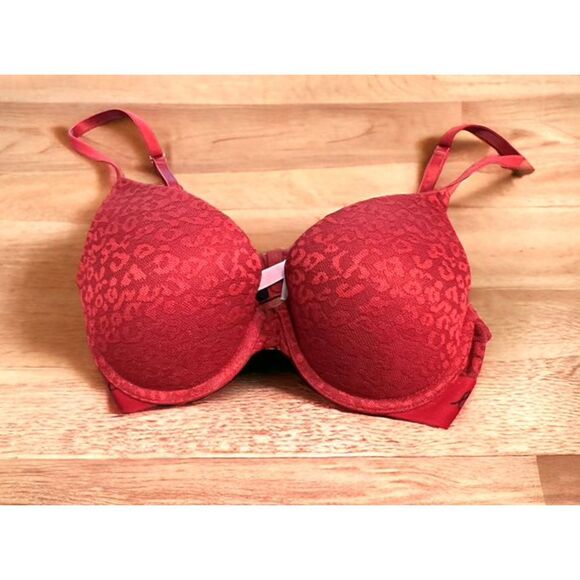 Victoria's Secret Wear Everywhere Push-up Red Lace Bra Size 32D - Picture 1 of 4